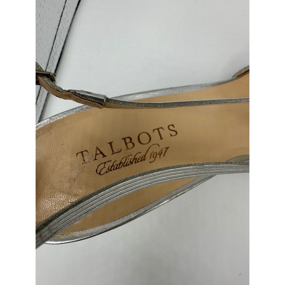 Talbots Silver Strappy Heels Leather Upper Dress Shoes Women Size 10AA - Picture 8 of 14